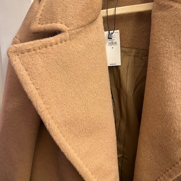 Banana Republic Wool Coat size medium, Fall 2023, women's sizing - Picture 4 of 16